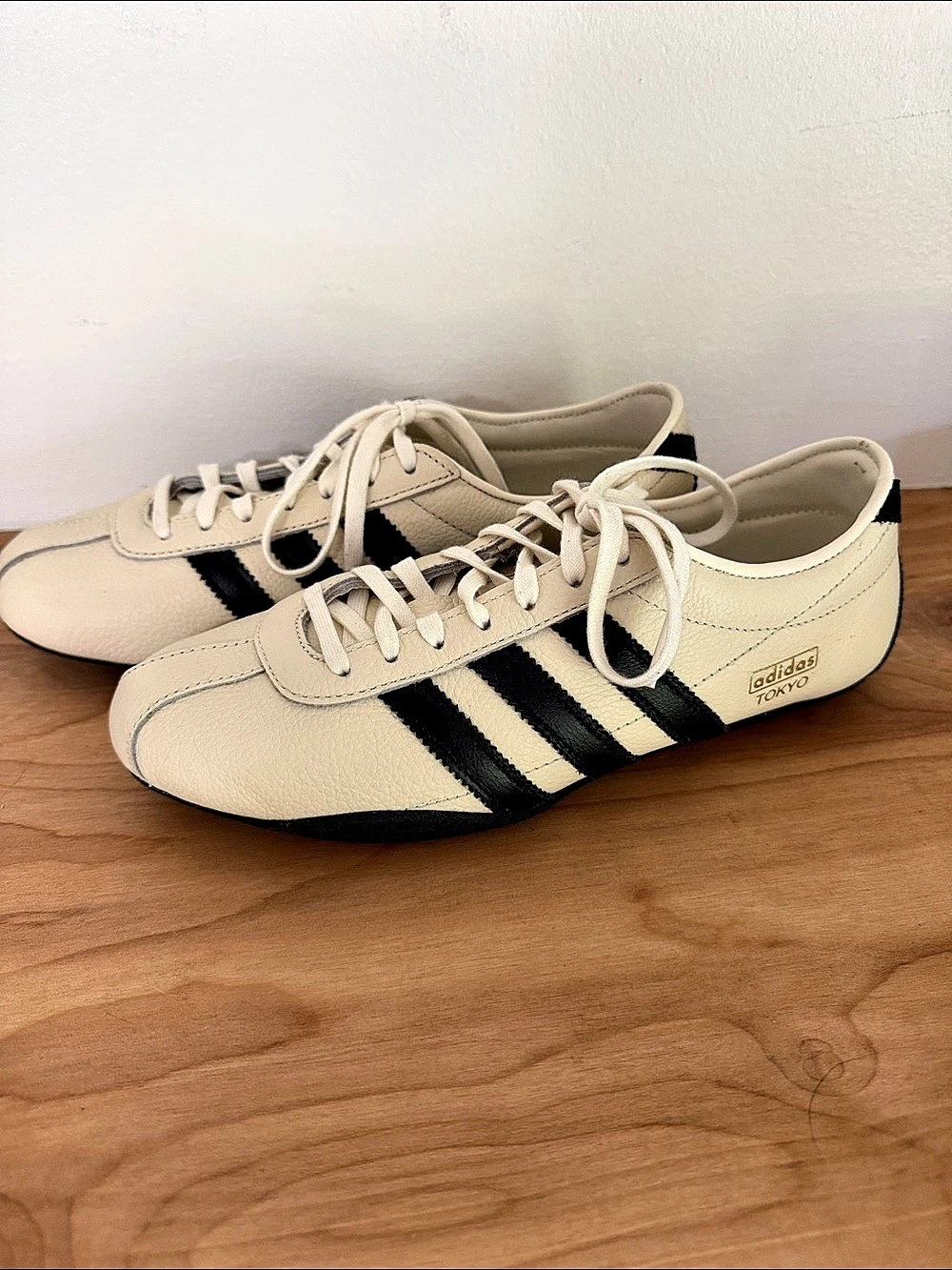 adidas Tokyo Sneakers Cream & Black